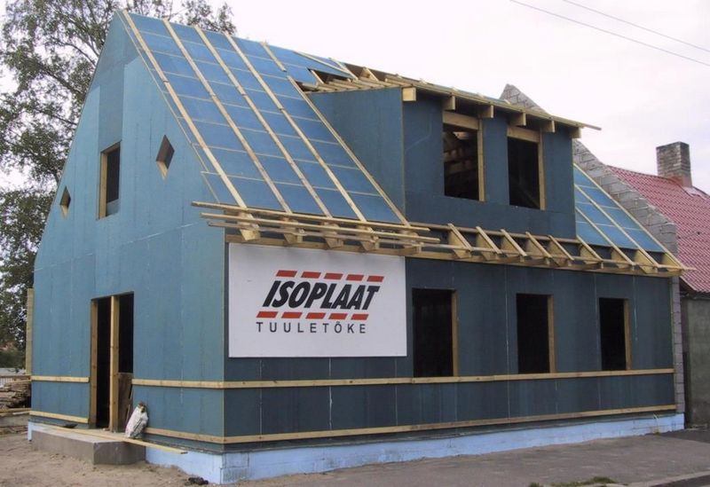 Тепло- и ветрозащитные изоляционные панели ISOPLAAT