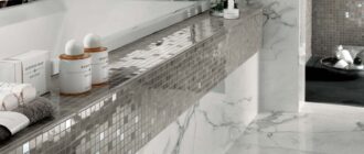 Зеркальная мозаика в интерьере ванной и кухни